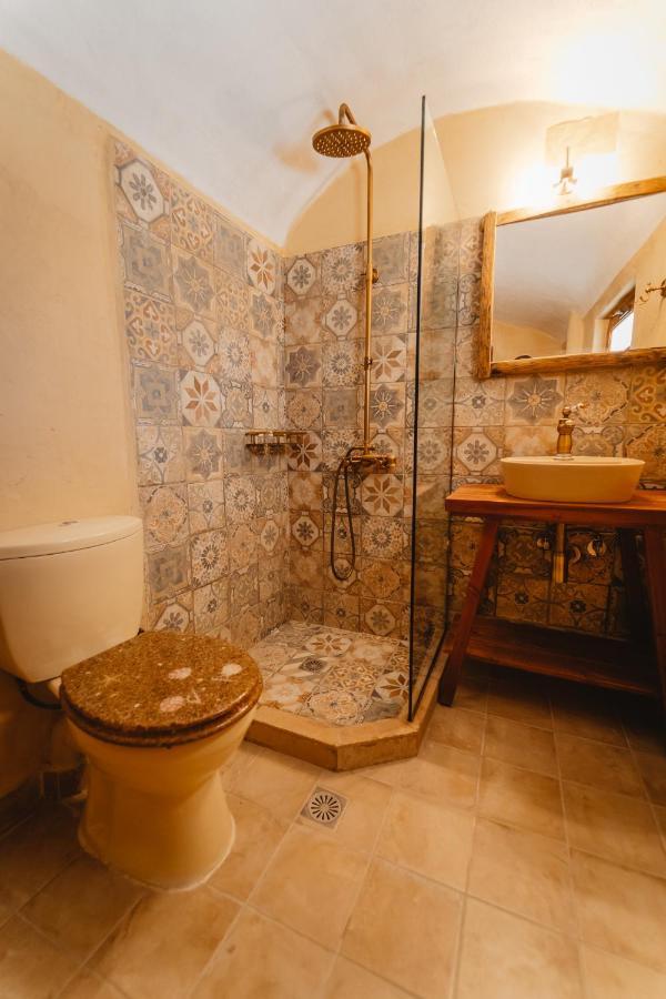 Kythera Secrets Suites Viaradika Esterno foto